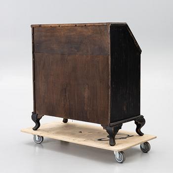 Snedklaffsekretär, barockstil, 1800-tal.