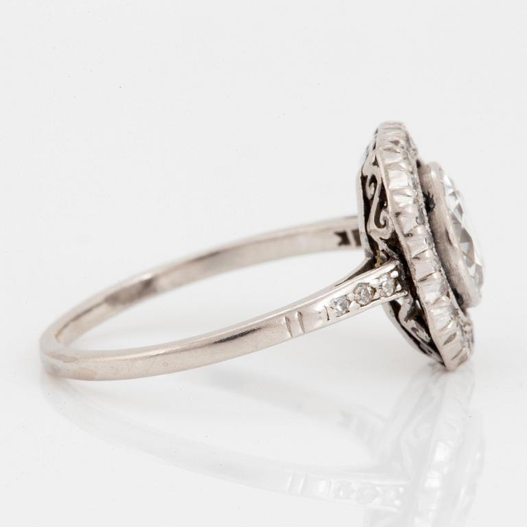 A platinum ring set with an old-cut diamond ca 1.20 cts quality ca G/H si.