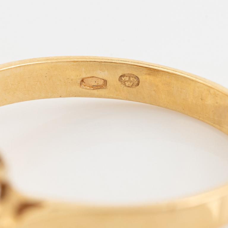 Ring samt hänge med kedja, 18K guld med granater.