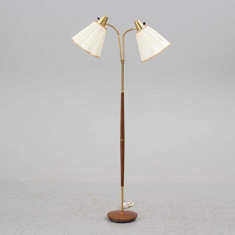 A mid 20th century floor light.