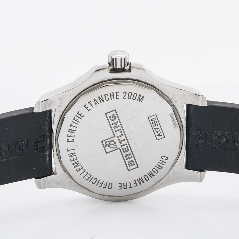 BREITLING, Colt (200M/660FT), Chronometre, wristwatch, 44 mm.