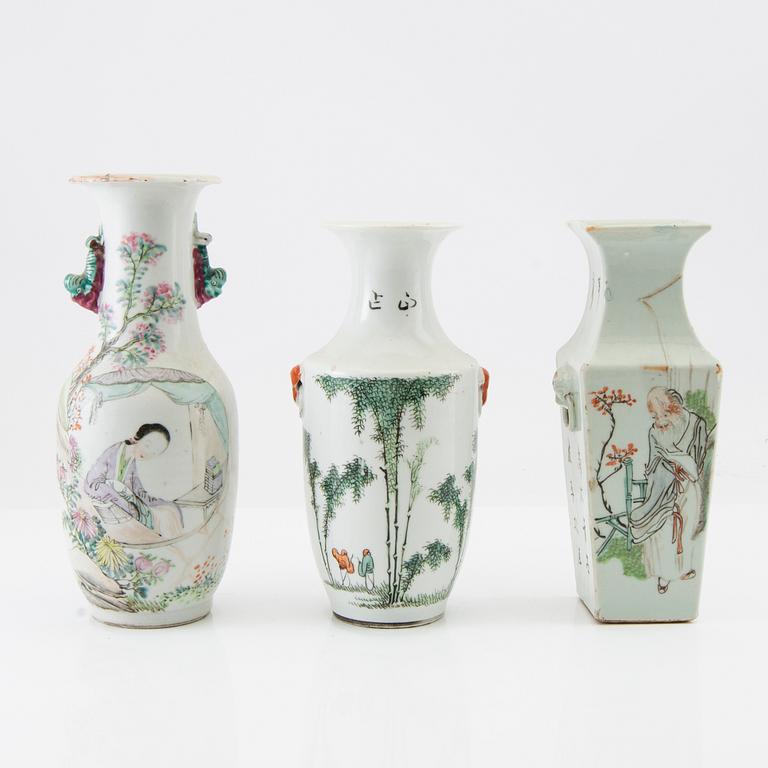 Vases 3 pcs China 18th/19th century porcelain.