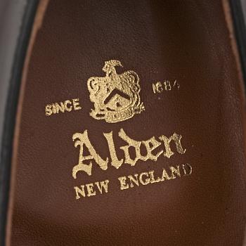 ALDEN, ett par skor.