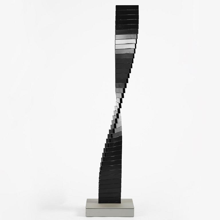 Arne Jones, "Yin-Yang II".