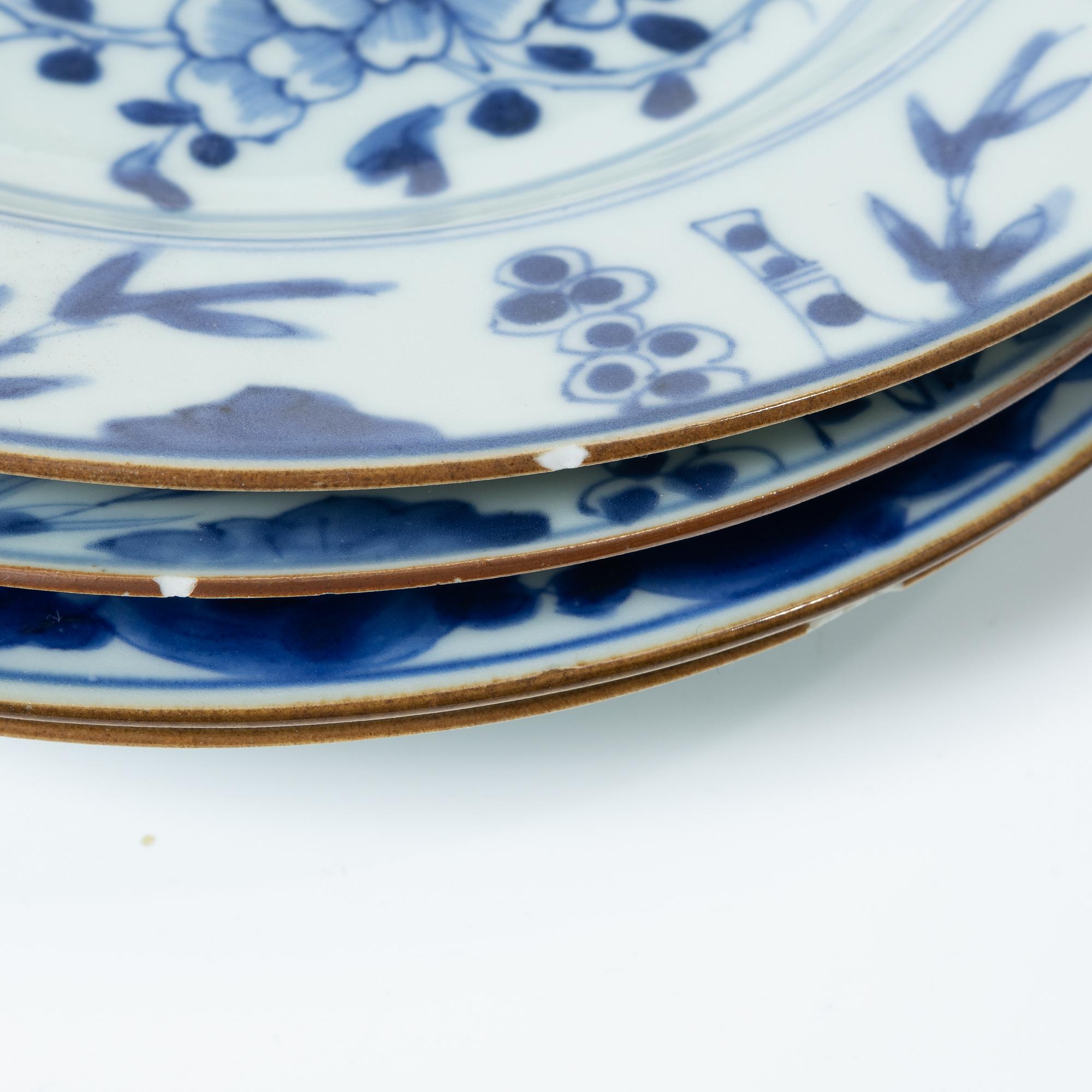 Tallrikar, fem stycken, porslin, Kina, 1700-tal.