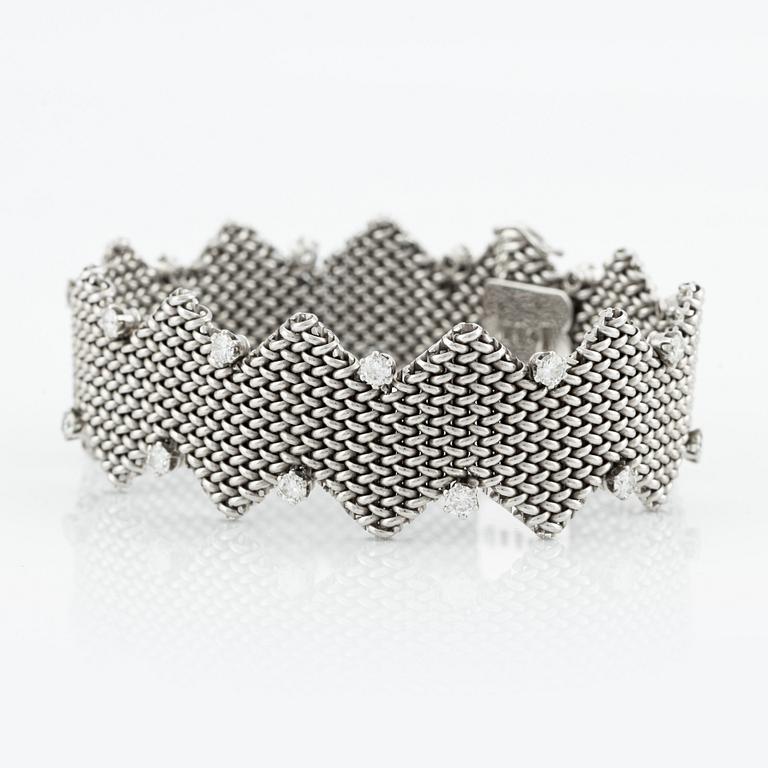 W.A. Bolin, bracelet, 18K white gold with brilliant-cut diamonds, Stockholm 1966.