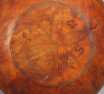 GARRÌ, 2 st samt KAFFEKÅSOR, 2 st, björk, samiska, 1800/1900-tal.