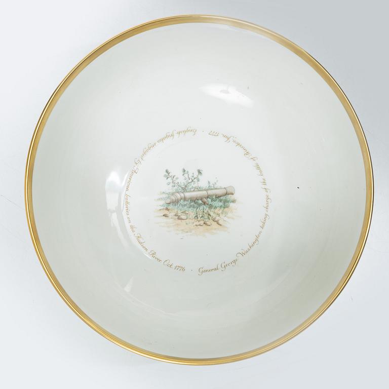 Royal Copenhagen, fire bowl, porcelain, 1975.