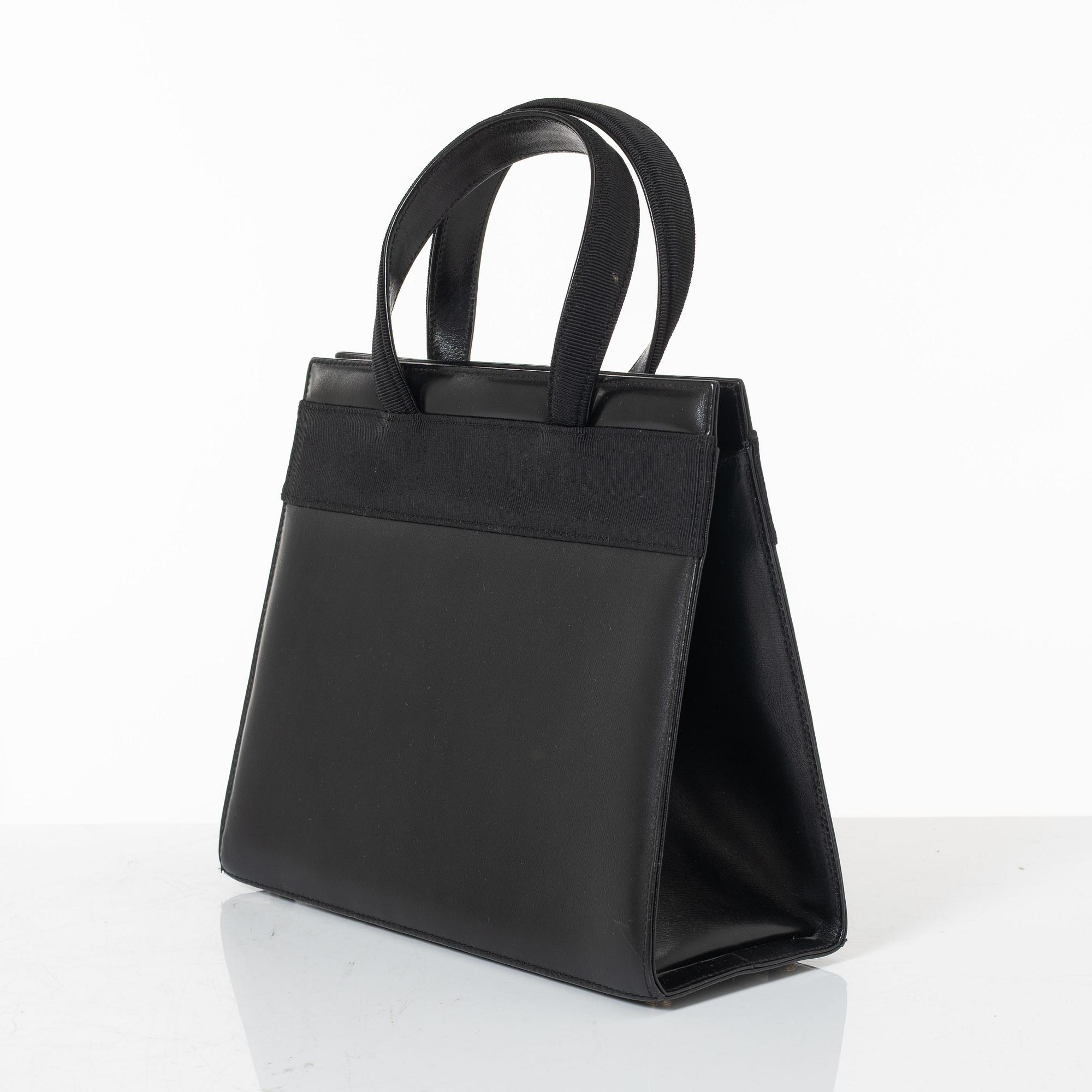 Salvatore Ferragamo, bag "Vara Bow".