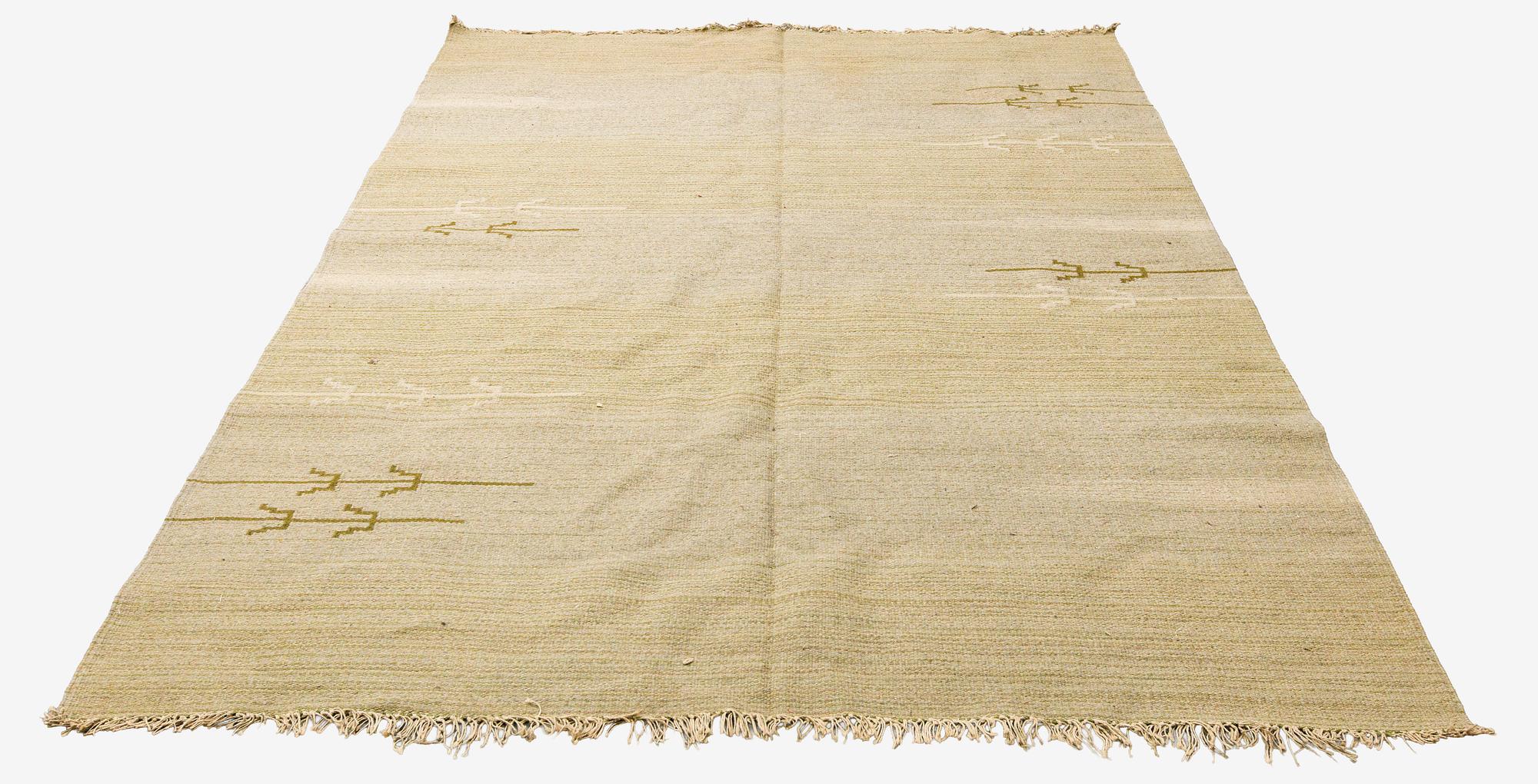 Greta Skogster-Lehtinen, a finnish flat weave carpet for Aaltosen Mattokutomo Kiikka Finland. C. 295 x 195 cm.
