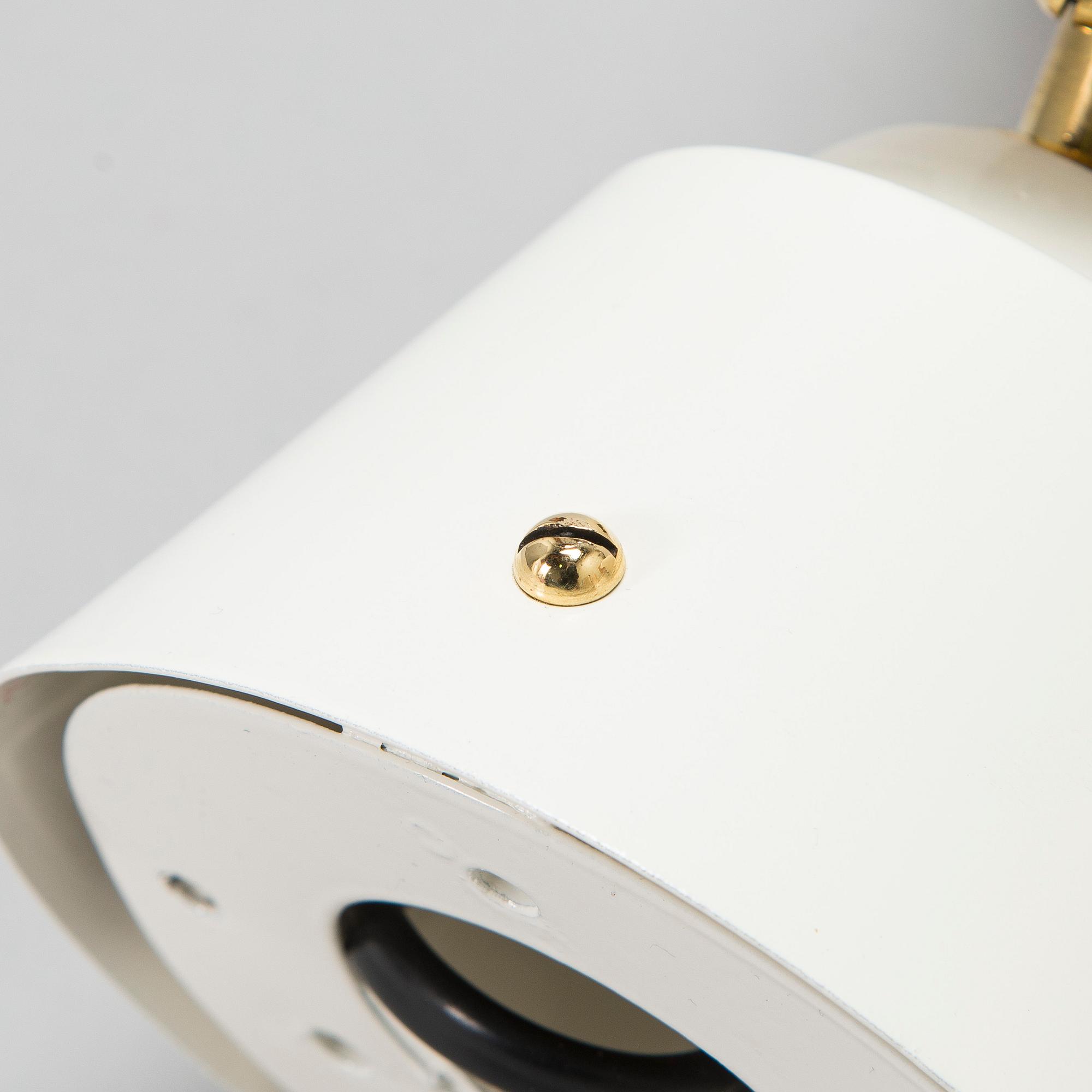 Paavo Tynell, a pair of mid-20th century '2351' wall lights for Taito.