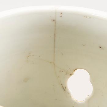A Chinese porcelain vase around 1900.