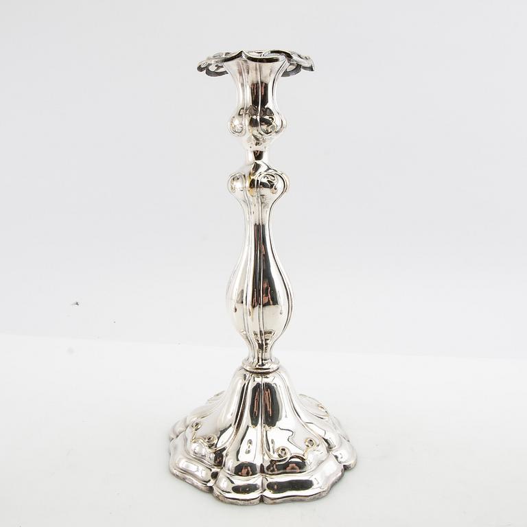 Ljusstakar 2+1 st Rokoko-stil 1900-tal nysilver.