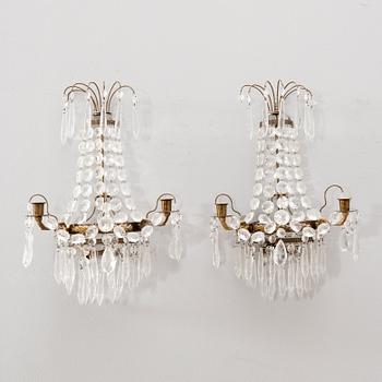 Apply a pair of Guatemalan style from the first half of the 20th century.