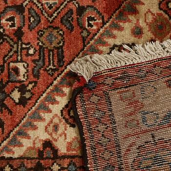 GALLERIMATTA, Hosseinabad, Iran, ca 313 x 106cm.