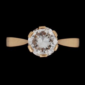 RING, 18k guld, briljantslipad diamant ca1,53 ct enligt gravyr, 2006. Vikt ca 5g.