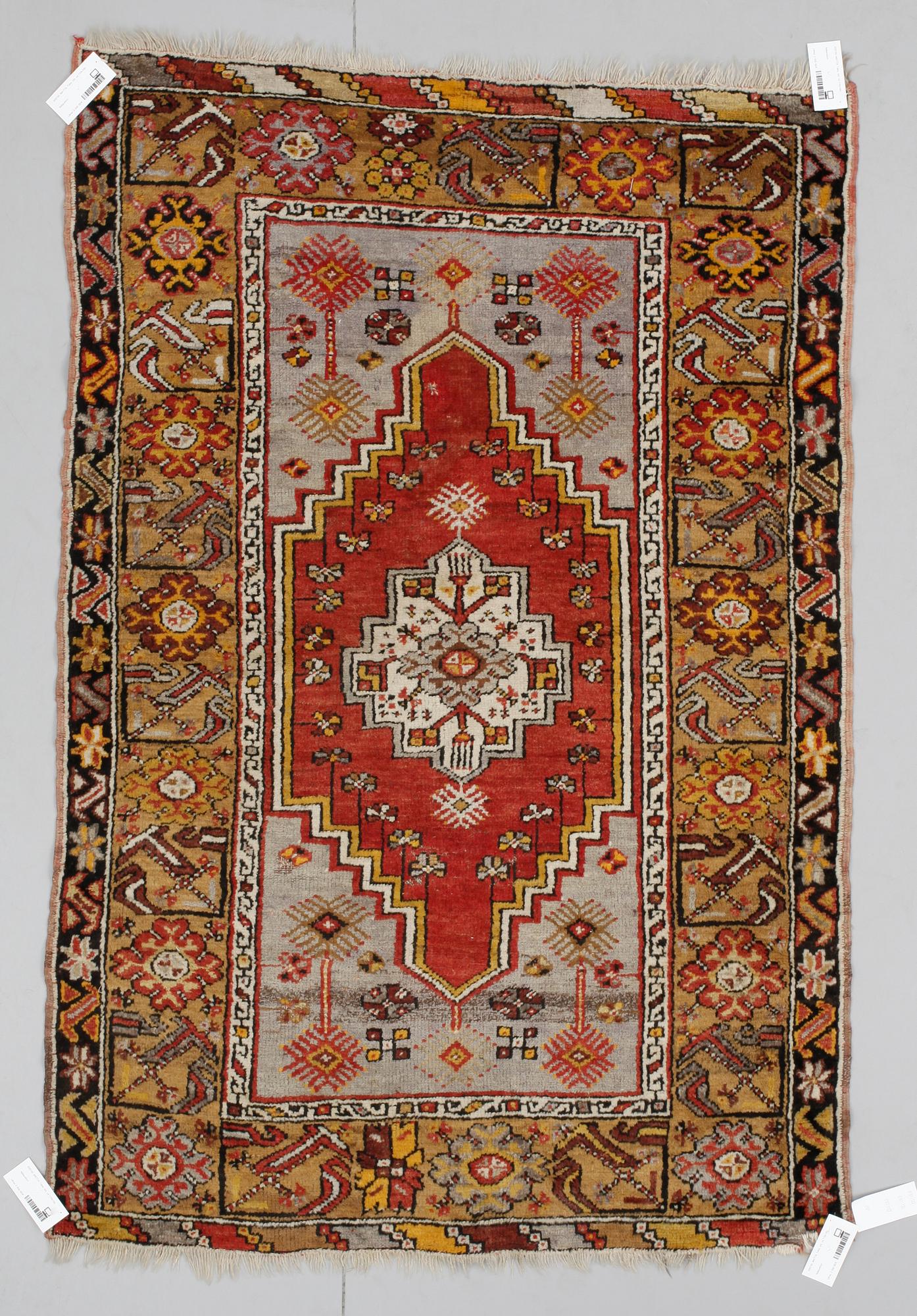 MATTA. Teke, old, ca 110x160.