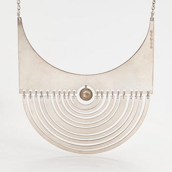 Tapio Wirkkala, A sterling silver necklace "Puolikuu". Westerback, Helsinki 1972.