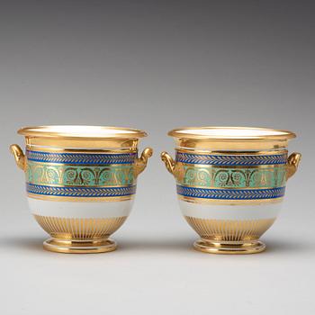 A pair of Russian wine coolers from the Golden Service, Imperial porcelain manufactory, St Petersburg, Empire.