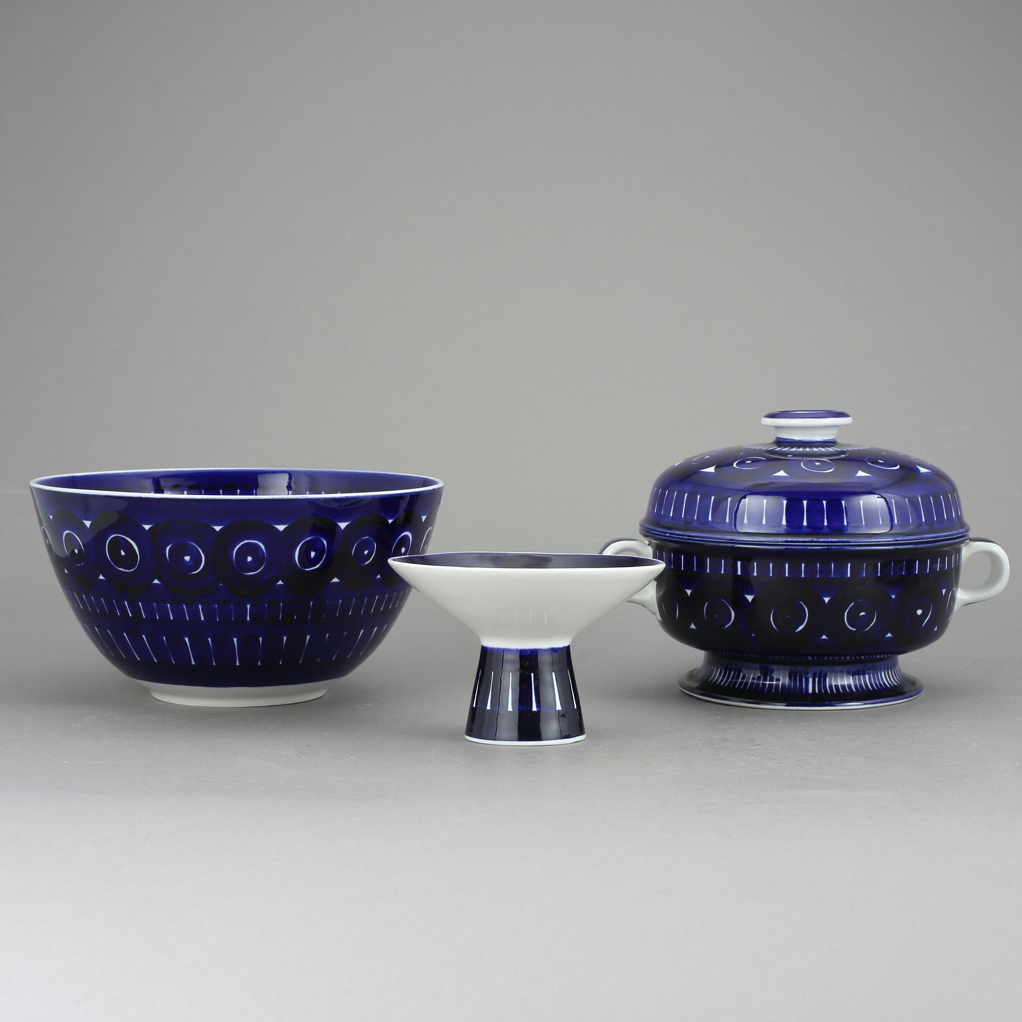 SERVISDELAR, 3 delar, "Valencia" design Ulla Procopé, Arabia 1900-talets senare hälft.