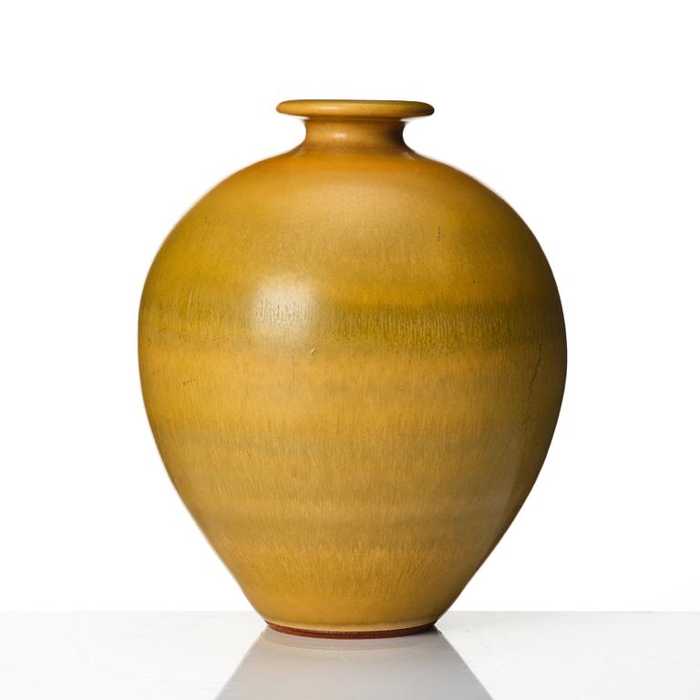 Berndt Friberg, a stoneware vase, Gustavsberg studio, Sweden 1967.