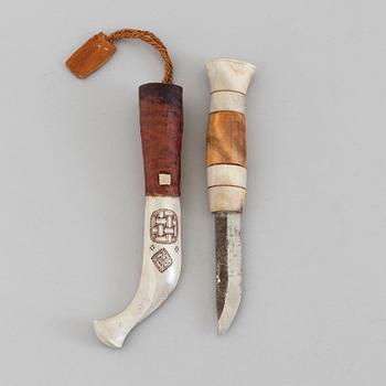 LARS PIRAK, a reindeer horn Sami knife.