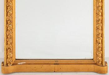 A mirror and console table, late 19th century.