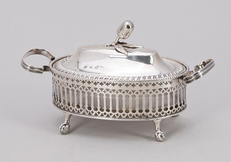 SKÅL, silver samt glas, Sheffield, England, Fenton Creswick & Co, 1775-76. Vikt ca 332 g.
