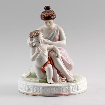 FIGURGRUPP, porslin, Volkstedt, Tyskland, 1900-talets första hälft.