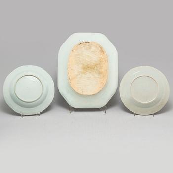 A blue and white part dinner service, Qing dynasty, 19th Century.