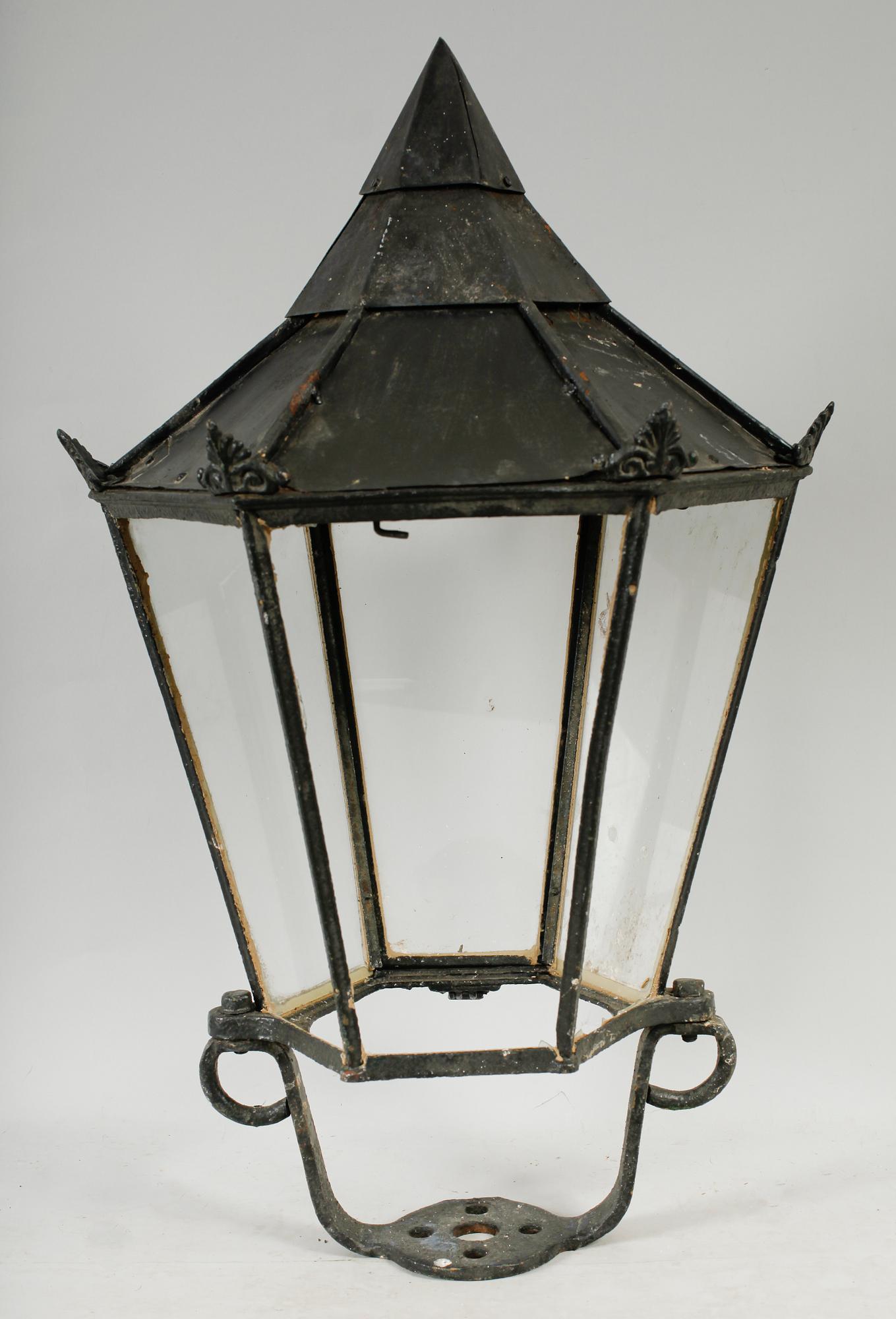 VÄGGLYKTA, plåt, 1800-tal.