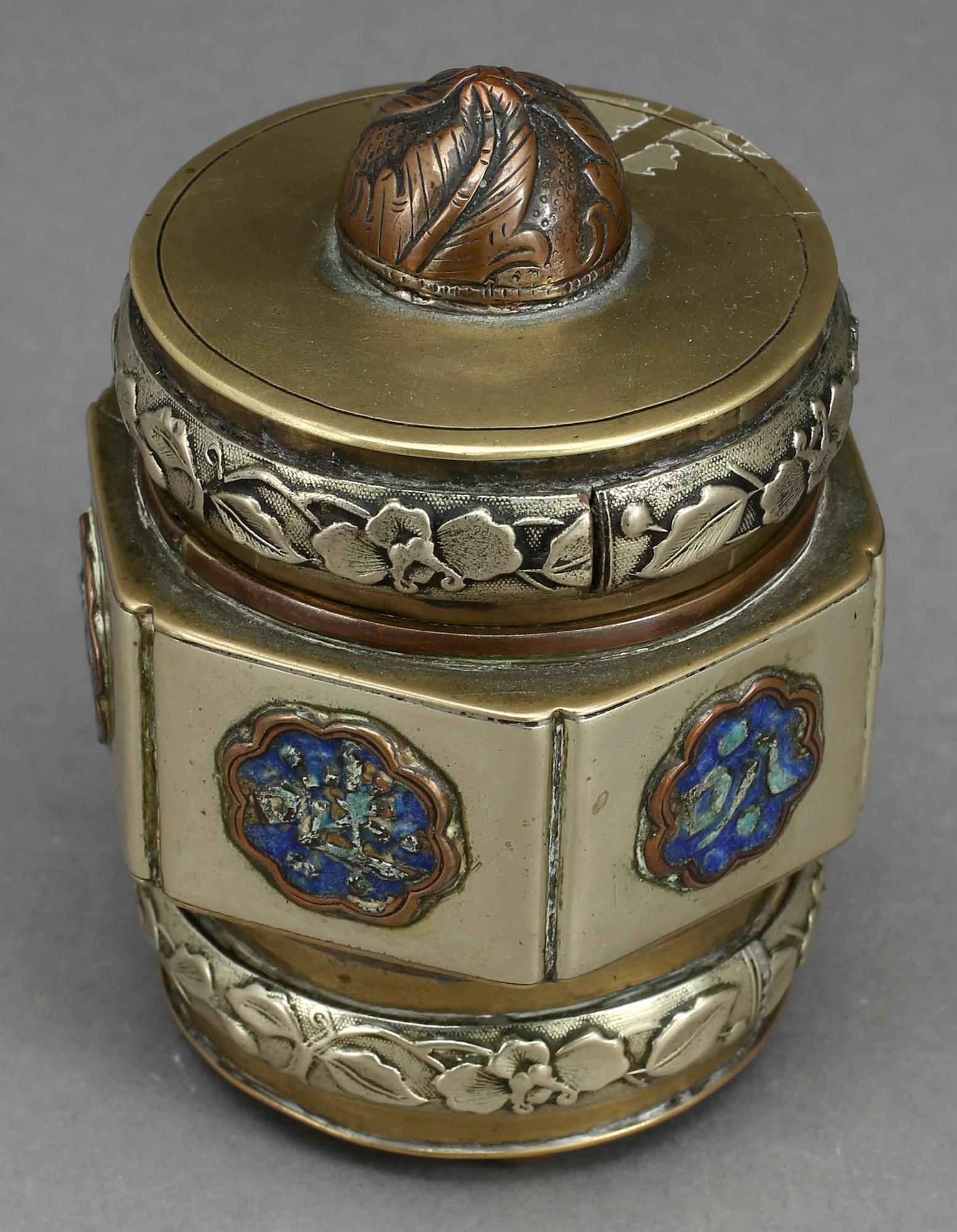 BURK, sekelskiftet 1800/1900.