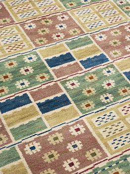 Märta Måås-Fjetterström, A CARPET. "Ängarna". Knotted pile. 197,5 x 155 cm. Signed AB MMF.