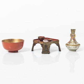 Parti, lack och porslin. Japan, Meiji (1868-1912).