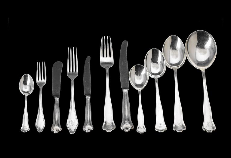 BESTICKSERVIS, mestadels sterlingsilver, "Symfoni", främst Hallbergs, 1900-tal. Tot vikt ca 3300g.