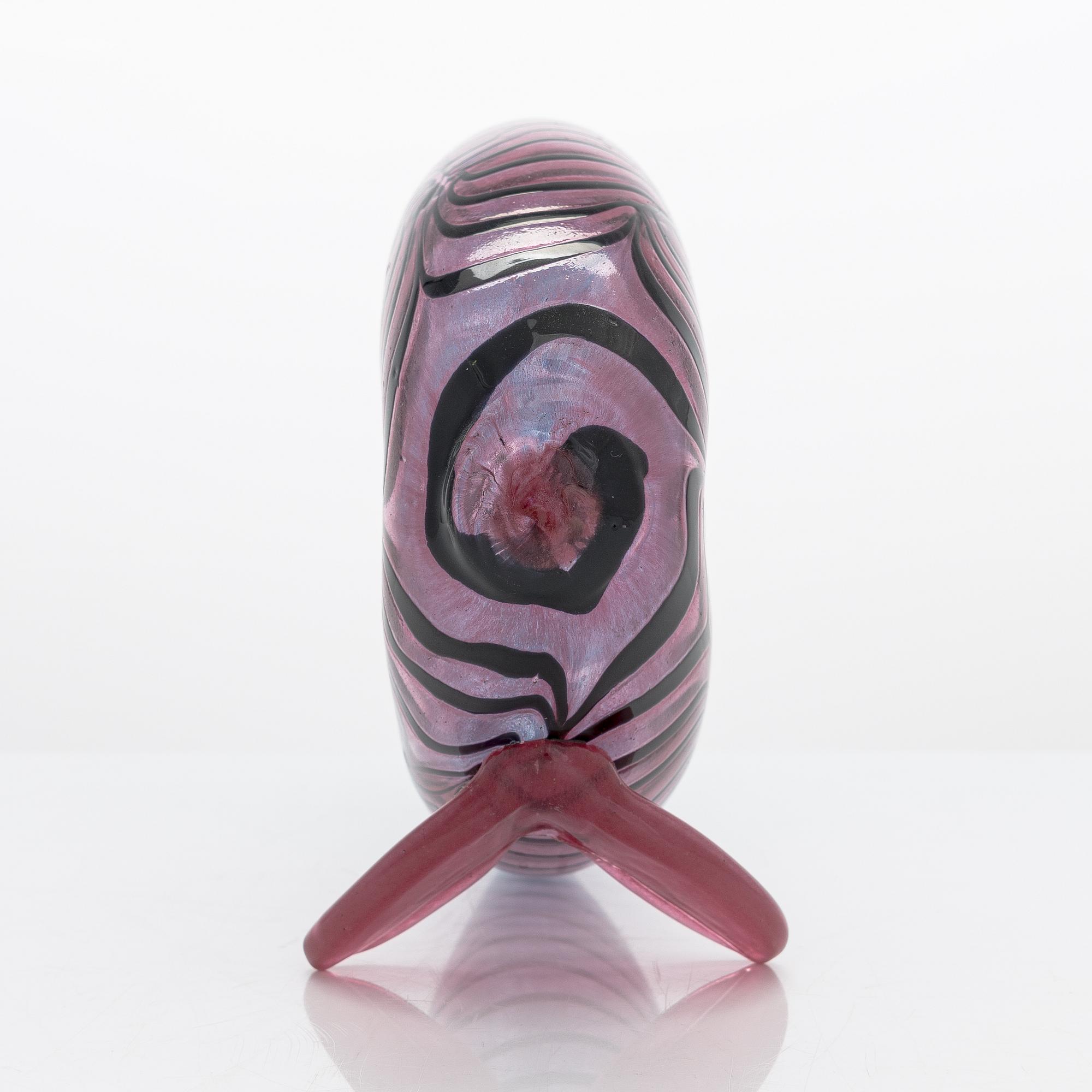 Kerttu Nurminen, a glass sculpture signed K. Nurminen, Nuutajärvi.