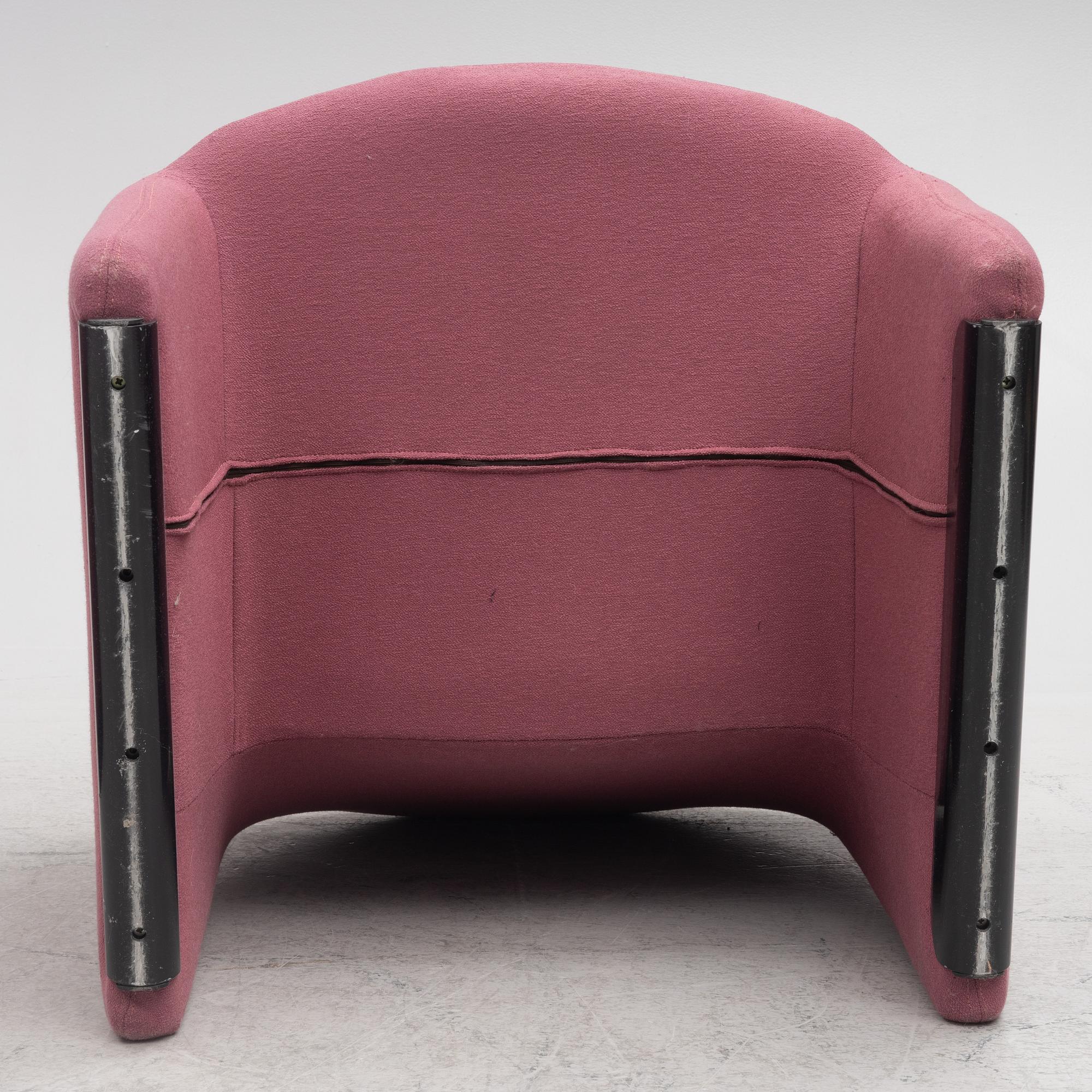 Pierre Paulin, a pair of "Ben" armchairs for Artifort, France, later part of the 20th century.