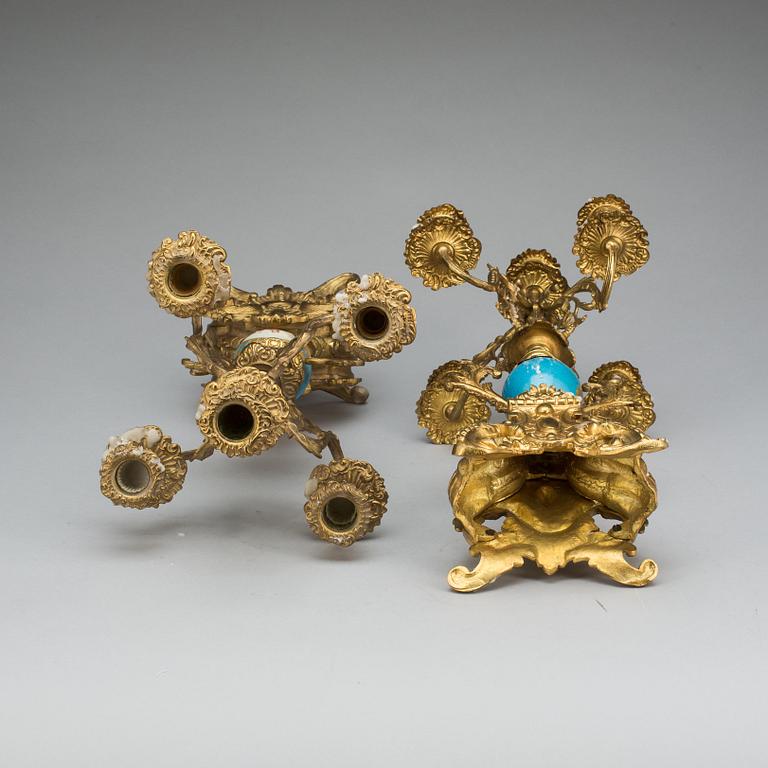BORDSGARNITYR, 3 delar, nyrokoko, 1800/1900-tal.