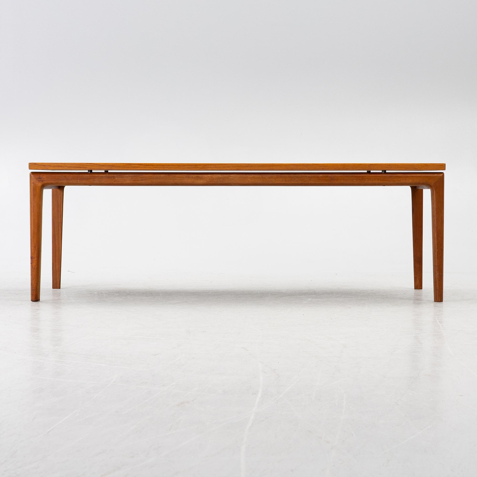 Ole Wanscher, coffee table, France & Søn, second half of the 20th century.