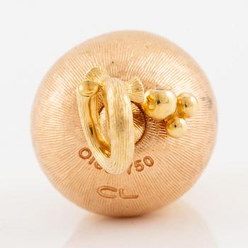 An Ole Lynggaard pendant in 18K gold in two colours with a round brilliant-cut, "Forest Pendant".