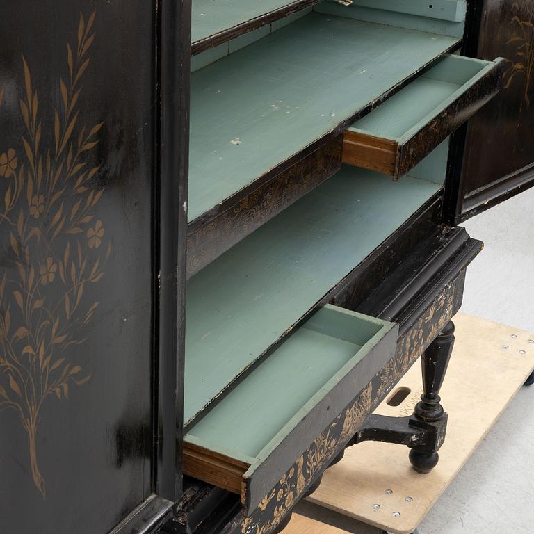 A cabinet, 19th Century.