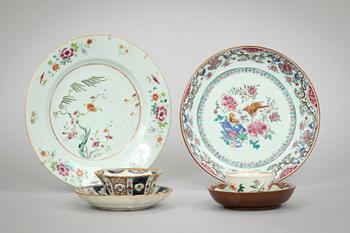 FAT samt KOPP med FAT, 5 delar, porslin, Kina, 1700-tal.