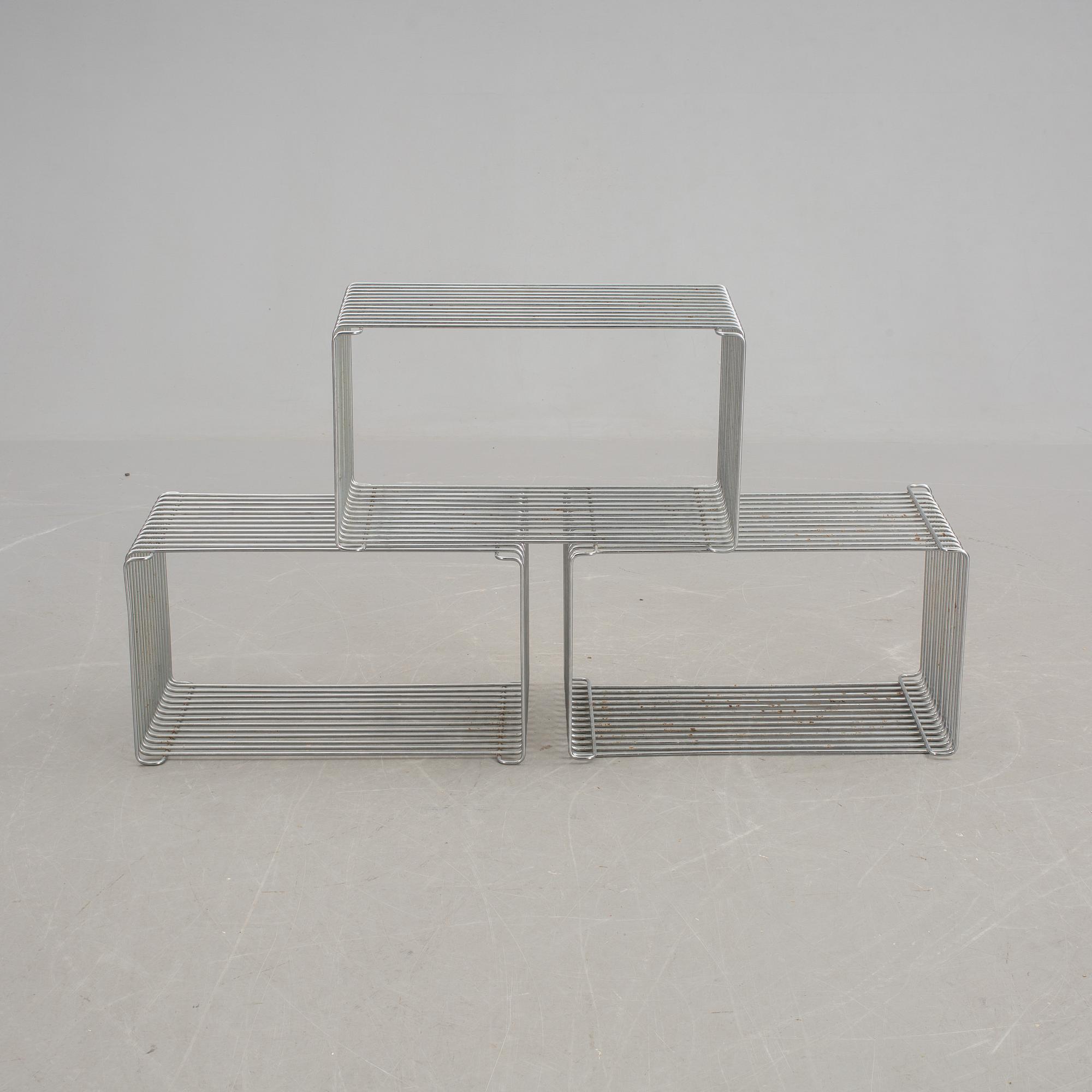 HYLLOR, 3 st, metall, "Wire Cube", Verner Panton, Luber, formgiven 1970.