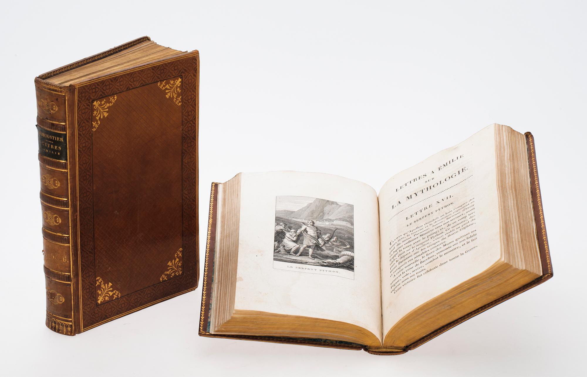 BOKVERK, 2 band med sambundna vol I-VI, "Lettres à Émilie sur La Mythologie" av Charles Albert Demoustier, Paris 1809.