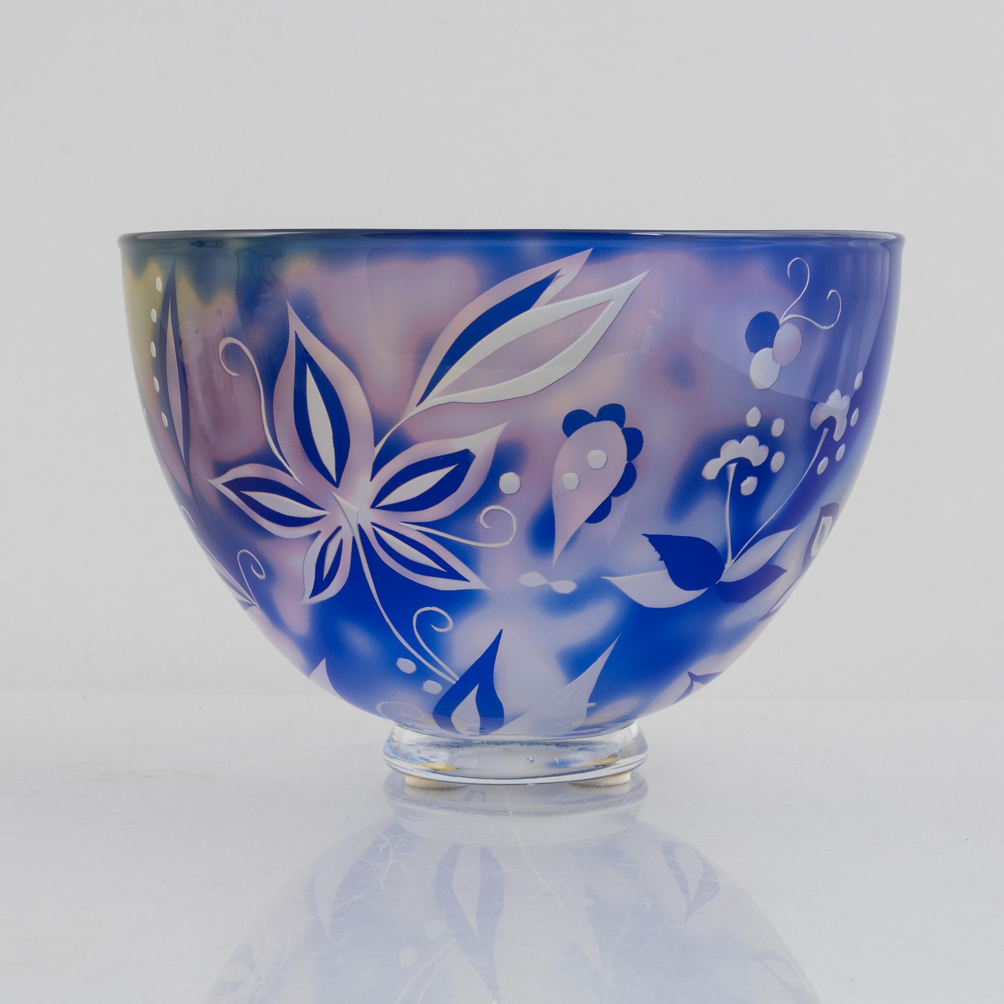 Jens Eltorp, a unique glass bowl, Hetalåga, Småland.