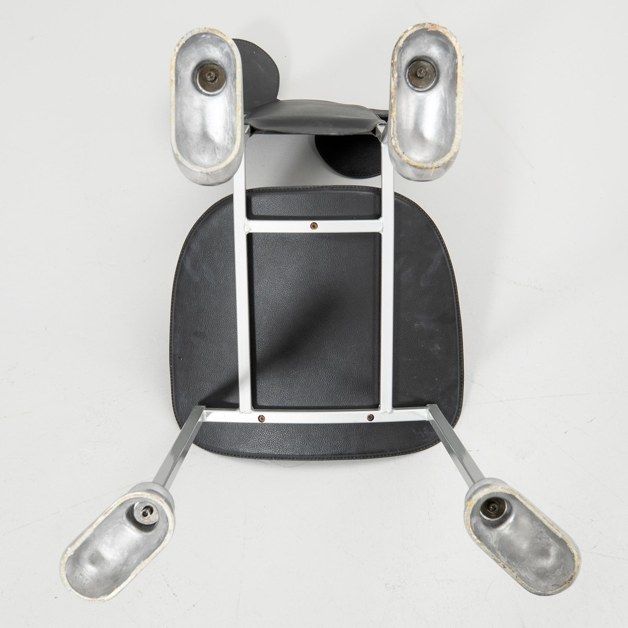 Javier Mariscal, stol, "Garriri / Mickey Mouse Chair" formgiven 1988 för Akaba, Spanien.