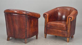 CLUBFÅTÖLJER 2 st 1900-talets andra hälft.