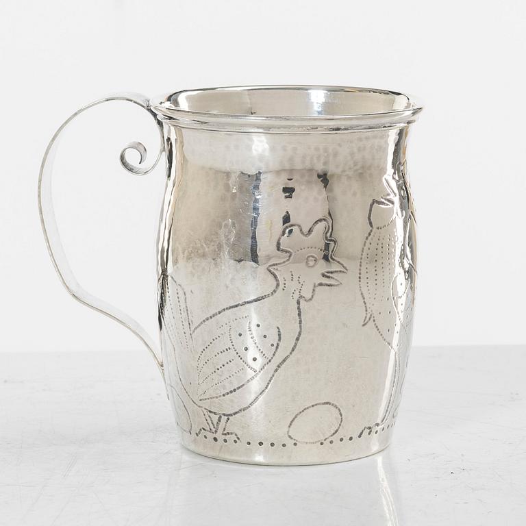 Mugg, silver, svensk importstämpel Axel Larson, Helsingborg 1921.