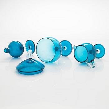 Nanny Still, lasiesineet, 3 kpl, "Harlekin" ja pullo Riihimäen Lasi Oy.