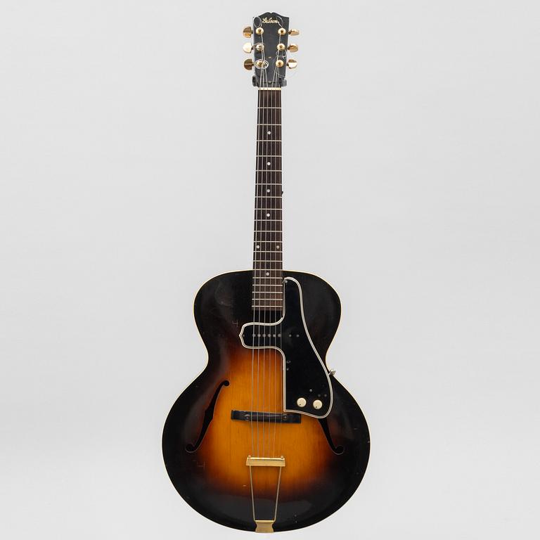 Gibson, "L-50", semi-acoustic guitar, 1935, USA.